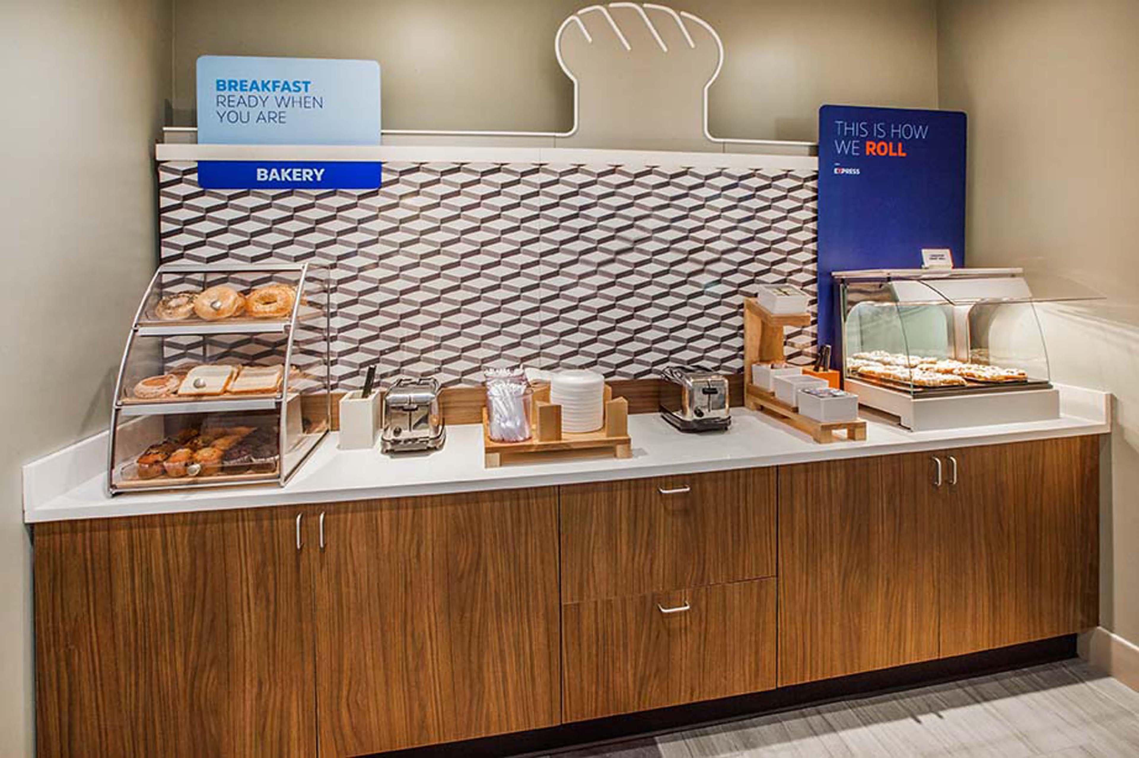 Holiday Inn Express - Columbus - Dublin By Ihg Kültér fotó